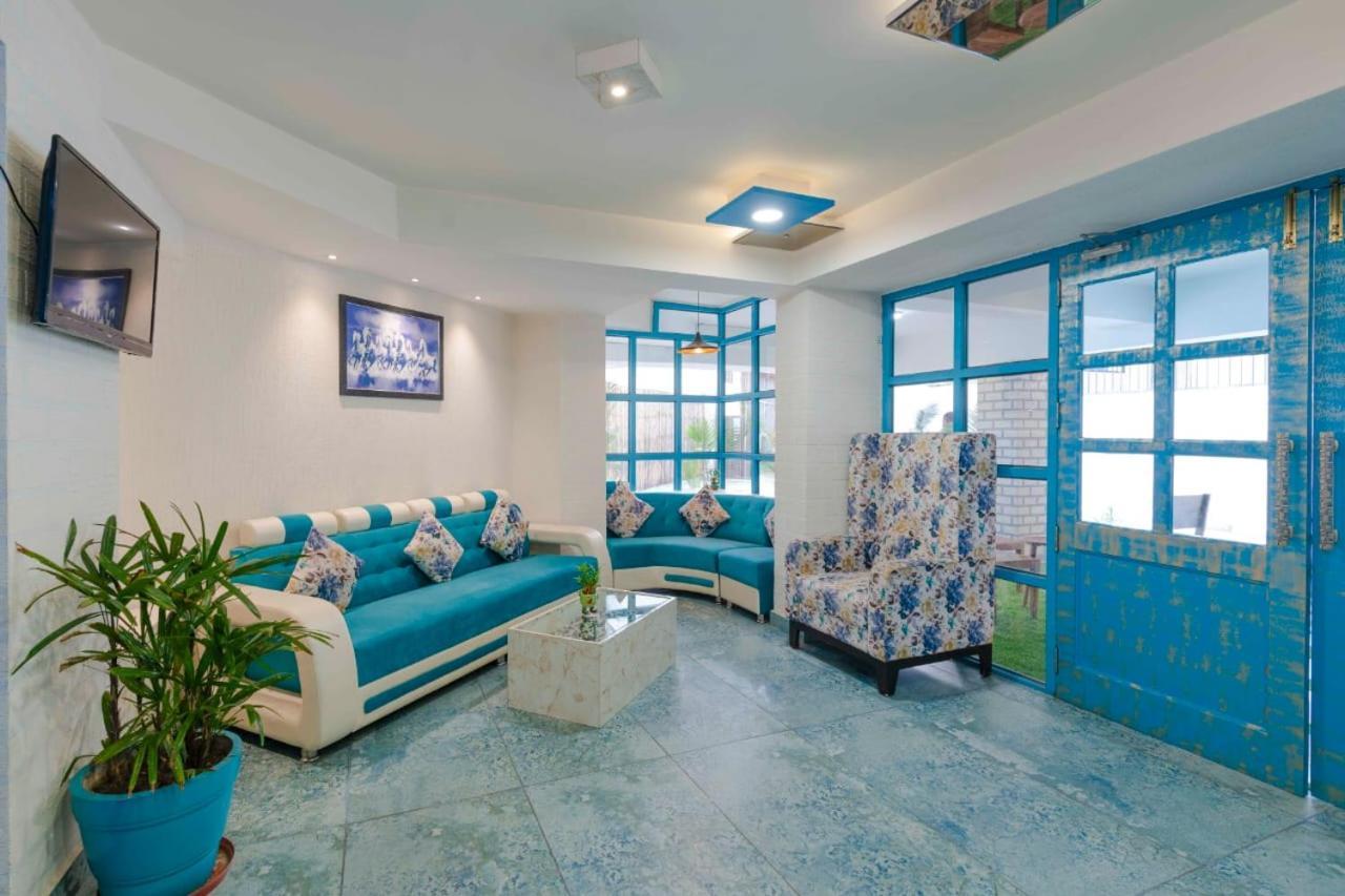 Hotel Istana Inn - A Luxury Stay Divisione di Divisione di Jaipur Esterno foto