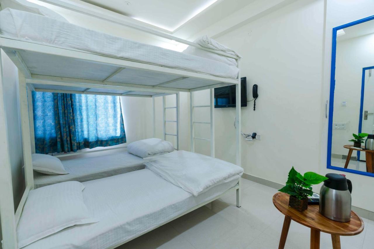 Hotel Istana Inn - A Luxury Stay Divisione di Divisione di Jaipur Esterno foto